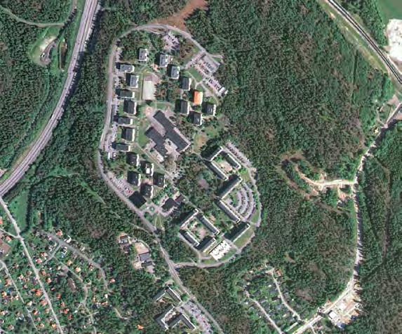 stadsdelarnas grönområden Fornhöjden Grönstrukturen idag Fornhöjden ligger högt beläget ovanför Östertälje på en skogsklädd höjd. Bebyggelsen består av flerbostadshus från 1970-talet.