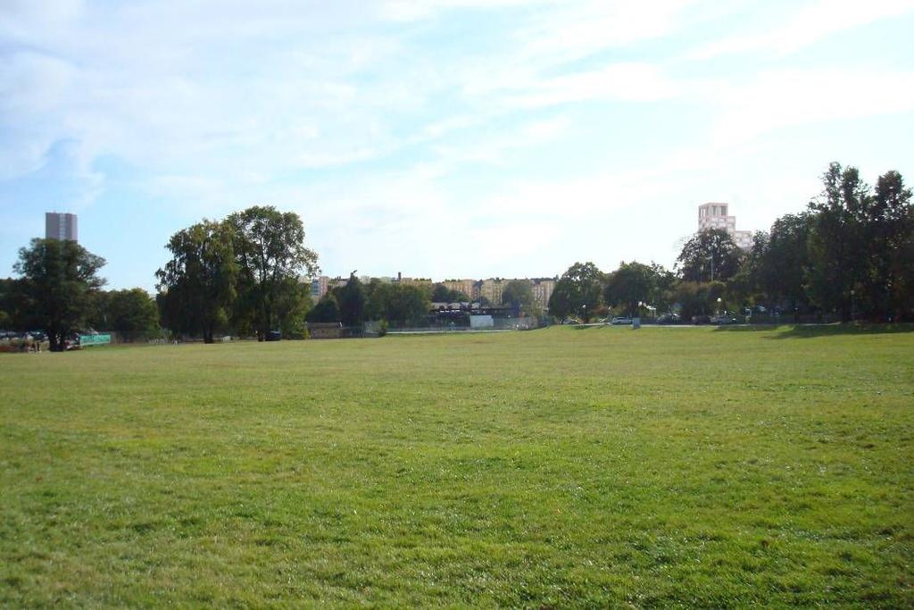 18 (22) Dp 2009-02013-54 Stadens tydliga avslut mot norr förändras och ett av särdragen i riksintresset Stockholms innerstad påverkas.