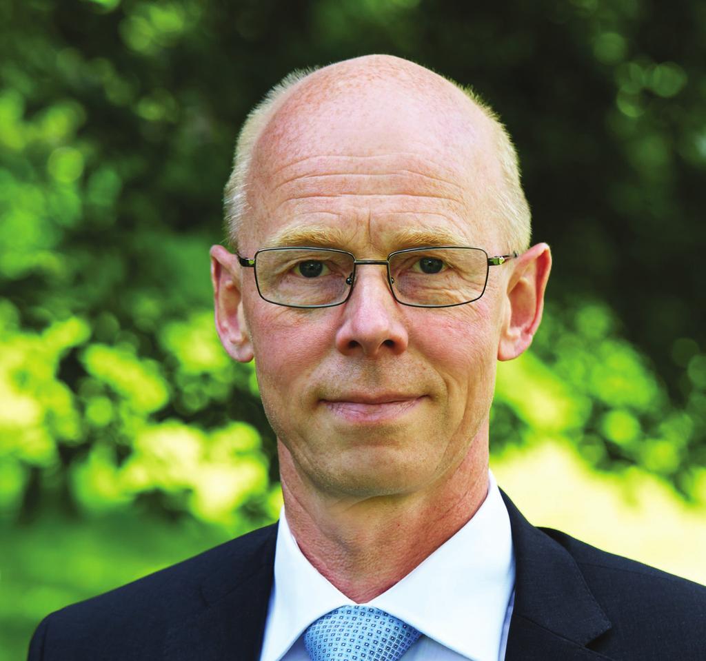 Ekologisk forskning ger hållbart lantbruk Lantmännen köper in spannmål från lantbrukarna och säljer tillbaka förnödenheter såsom utsäde, gödsel och foderblandningar.