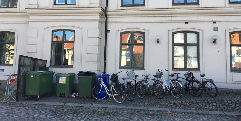 Samhällsbyggnadskontoret Planbeskrivning 14(30) El, tele och fjärrvärme Tullhuset är anslutet till el, tele och fjärrvärme. Samtliga ledningar är nedgrävda.