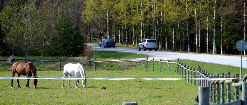Skölstas vägar drivs av en vägförening genom enskilt huvudmannaskap.