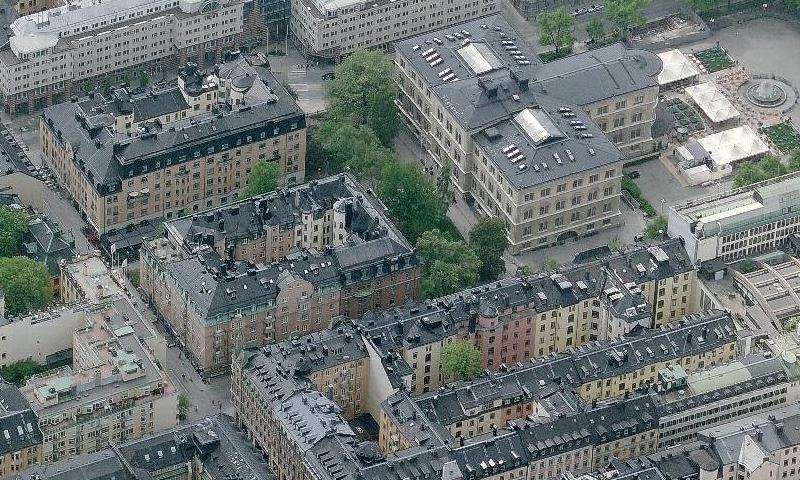 TJÄNSTEUTLÅTANDE SID 4 (7) Området idag stadsbild och befintliga förhållanden Den befintliga miljön präglas av läget intill det byggnadsminnesförklarade Norra