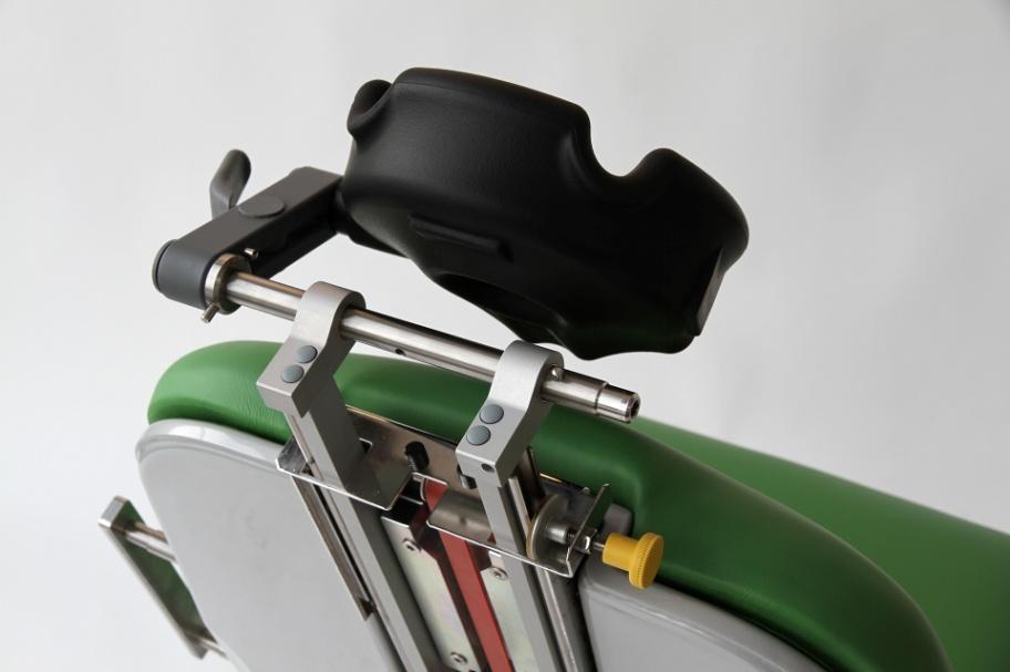 5.9 Huvudstöd (viktlöst utförande) Den patenterade konstruktionen har utvecklats för att minimerat antal handgrepp som assisterande personal behöver göra under en operations cykel samtidigt