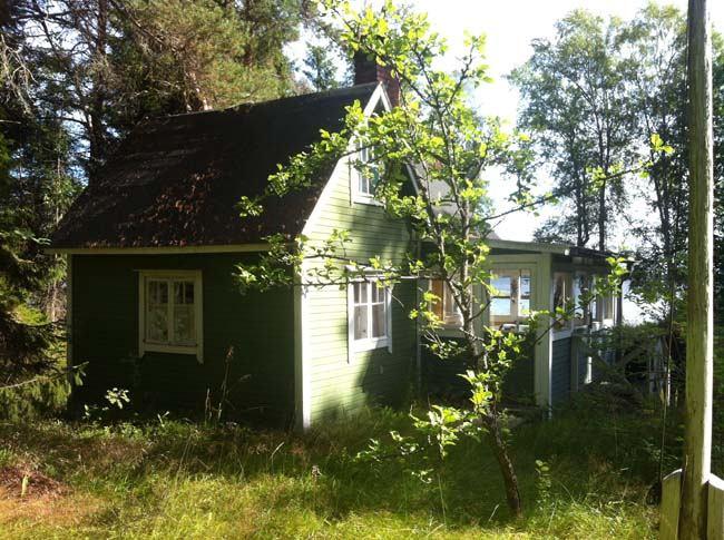 Stugan har kulturhistoriska värden då den troligtvis är en bland de första villorna på området.
