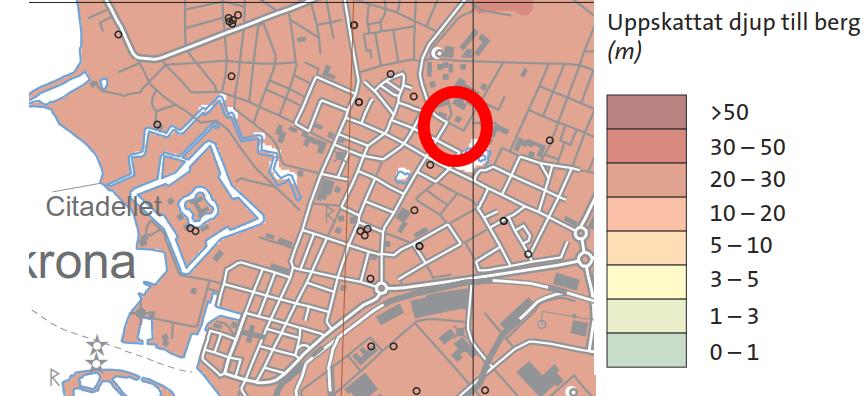 Jorddjupskartan [3] visar på att jordtäckets mäktighet troligtvis varierar mellan 20 och 30