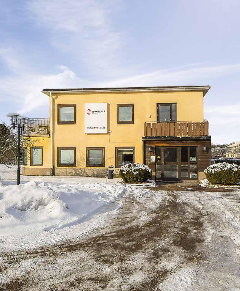 Sammanfattning KUNGSÖRNEN 1 Fastigheten är belägen i stadsdelen Färjestad som ligger i norra delen av centrala Karlstad. På Fastigheten finns en byggnad i två plan.