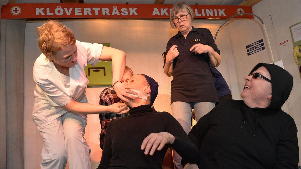 Två rånare ute efter