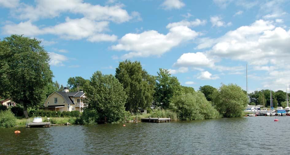 Grönplan för Strängnäs kommun del B4 Utställningshandling 2018-06-07 / 7 Inledning Stallarholmen från vattnet.