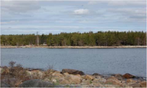 Lönnångersfjärden, Bottenhavet Lönnångersfjärden är ett fiskeläge där surströmmingstillverkning förr i tiden förekommit. LIS-området omfattas av norra Svalviken, Kolhamnsviken och Lönnångersfjärden.