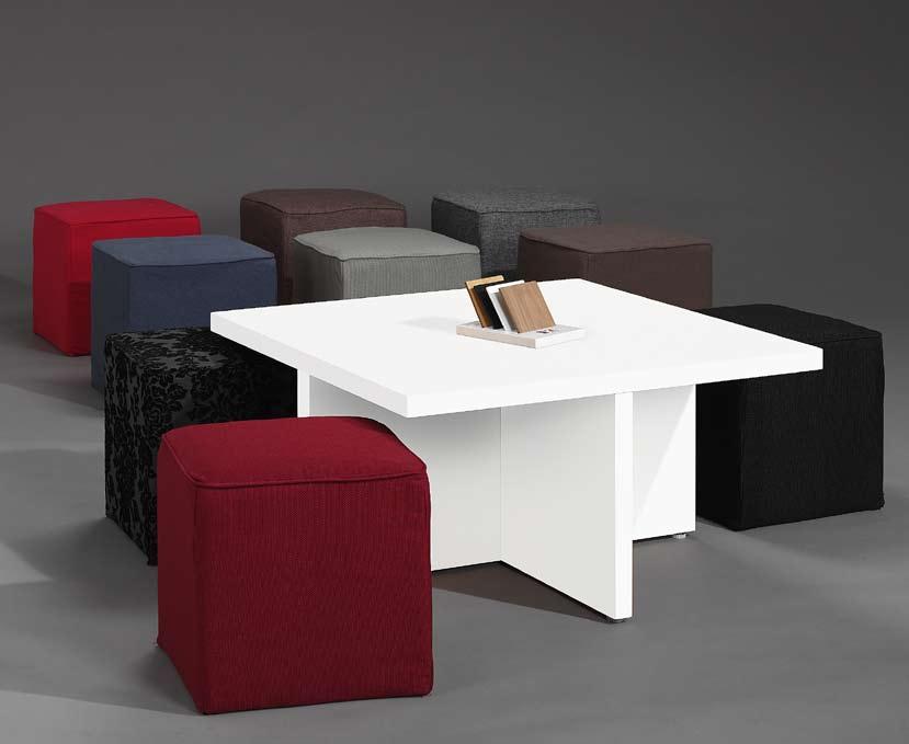 QUATTRO QUATTRO Oljad ek Oljad valnöt Svartbets Soffbord 90x90x46cm HK-755W-33 Soffbord 90x90x46cm HK-755W-33 Med Quattro Ottoman Ottoman brun leatherlook 40x40x40cm HK-755-5PB Ottoman svart