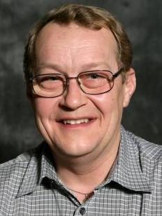 200 Kommunstyrelsen Nämndens presidium består av: Ordförande: Paul Åkerlund (s) 1:e vice ordf: Monica Hansson (s) 2:a vice ordf: Peter Eriksson(m) Ledamöter och ersättare: 15 ordinarie, 15 ersättare