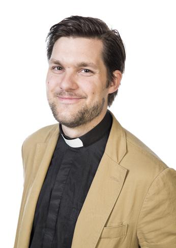 Tillsammans med kartan steg jag helt enkelt rätt ut i skogen och hoppades på det bästa. Efter ett tag kom jag fram till ett litet träsk. Här verkade det som om tiden stod still.