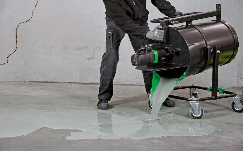 nr: K6128 TEKNISKA DATA: Effekt: 2 300 W Blandningskapacitet: 150 kg Volt: 230 V Baljans storlek: 110 liter Vikt: 48 kg Rpm: 70/130 /160/280
