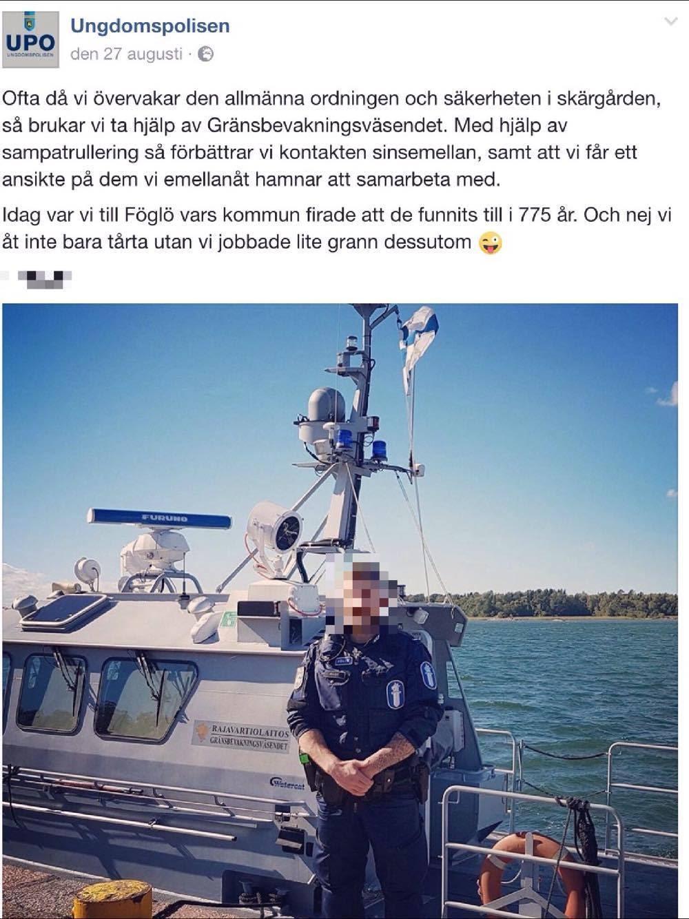 Inlägg 4. En polis står vid en båt. Berättar i inlägget om en dag på jobbet.