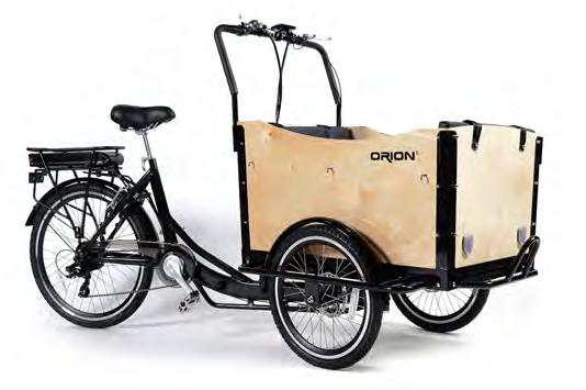 .. Gården och cyklarna På gården placeras två stycken dubbelsidiga cykelhus (vi tror och hoppas att även den andra utvecklaren kommer att