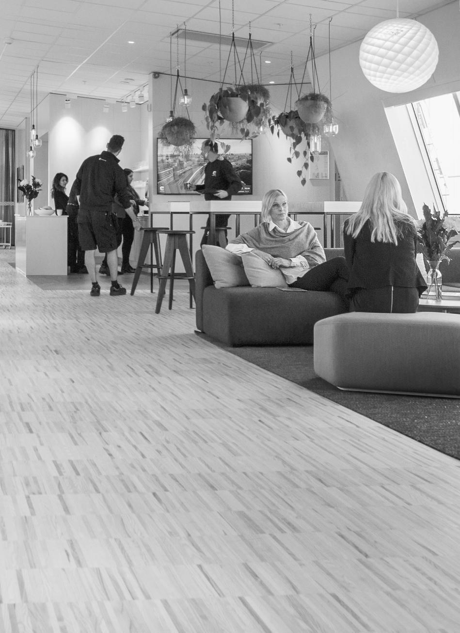 Hållbarhet Hållbarhetsarbetet på Castellum är integrerat i verksamheten och präglar såväl ägande, förvaltning och utveckling av fastighetsportföljen som kundrelationer, medarbetare och finansiering.