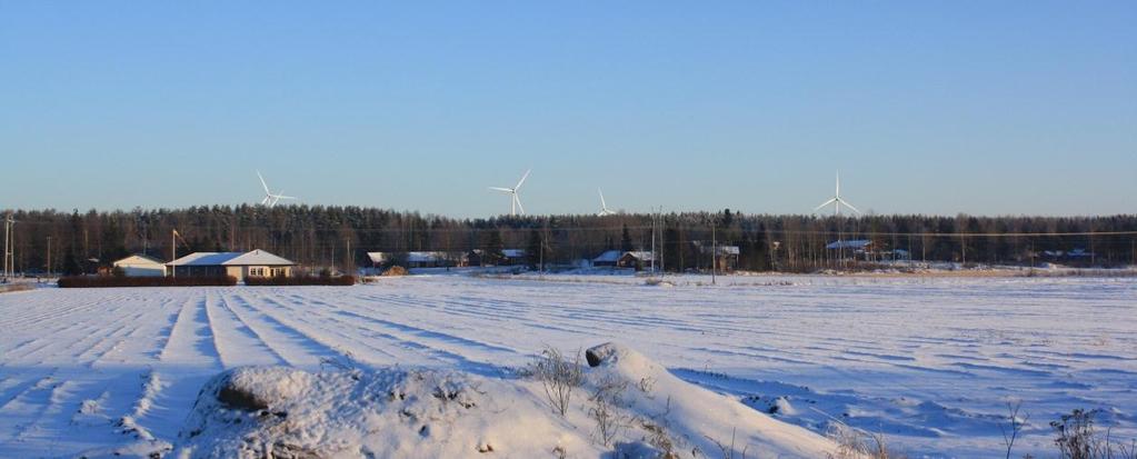 1-23 Bild 11. Bildmontage som illustrerar landskapsbilden i östlig riktning från korsningen Petalaxvägen Bjurnäsvägen. Bild 12.
