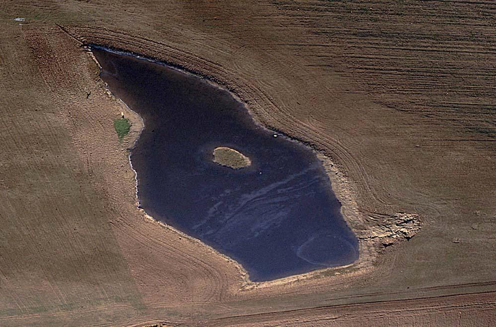 Svedala kommun Nr 3 Bjärshög Fastighet: Bjärshög 4:1 Kommun: Svedala Dammyta: 0,5 ha Vattenvolym (max): 2 600 m3 Djup (max): 1,1 m Tillrinningsområde (ha): 100 Schaktmassor: 4 300 m3