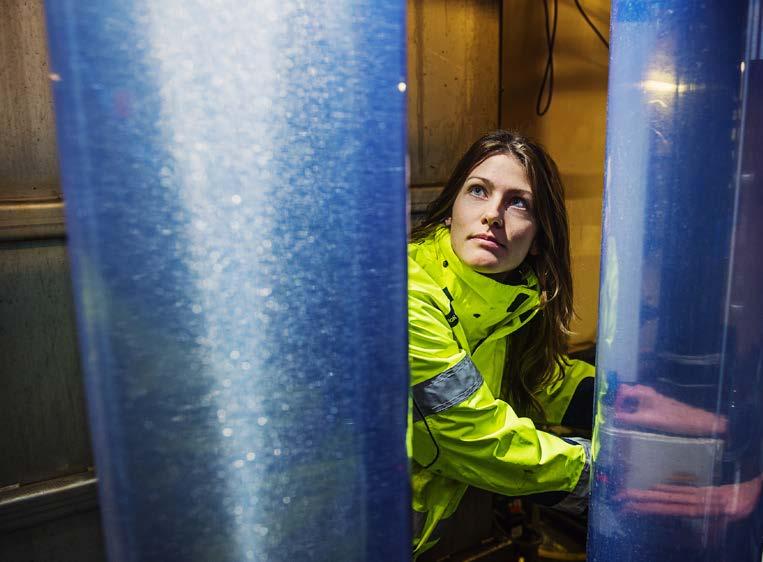 Nr B 2287 Oktober 2017 Kompletterande tester för en resurseffektiv avancerad rening av avloppsvatten Delrapport inom SystemLäk - Systemförslag för rening av läkemedelsrester och andra