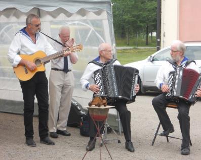 70-årsjubileet 12 aug Jubileet inleddes med samling vid