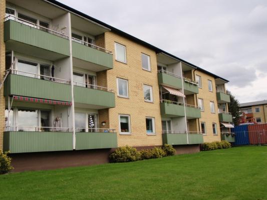 Rapport 16 3 FÖRSLAG PÅ TILLÄMPNINGAR I OMBYGGNAD Tanken är att hitta lösningar med högpresterande isoleringsmaterial som är tillämpliga vid ombyggnad av äldre byggnader,