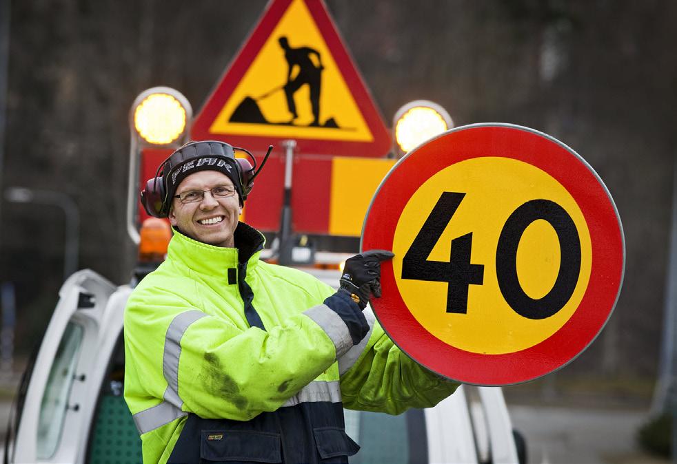 Kommunplan 2016 2019 och budget för 2017 VERKSAMHETSOMRÅDE 12 Miljö och trafik Verksamhet och syfte Miljö- och trafikenhetens verksamheter syftar till att vårda, utveckla och bevara den oexploaterade