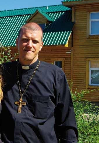 tärpastor. - Det var riktigt intressant och givande. Efter det for Juha till Simo som församlingspastor. Därifrån blev han ledd till Folkmissionens missionskurs.