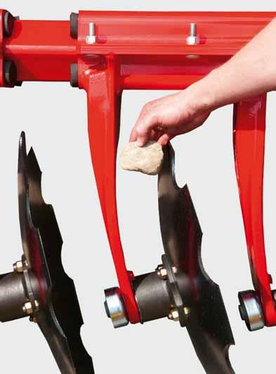 TERRADISC Höga hastigheter och arbetsdjup ner till 12 cm innebär en hög belastning på tallrikarnas lager. PÖTTINGER använder sig därför av högkvalitativa lager som har en lång livslängd.