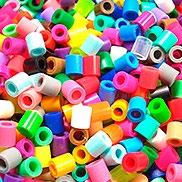 ons 13 mars kl. 11 18 i Gislaved Omslag: Lilla Piratförlaget Brädspel med familjen Drop-in Biblioteket har både enklare och lite svårare brädspel som vi tar fram.