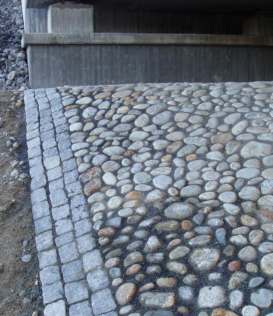 Västra Länken 3. Utformningsprinciper Broar och stödmurar På sträckan finns två broar.