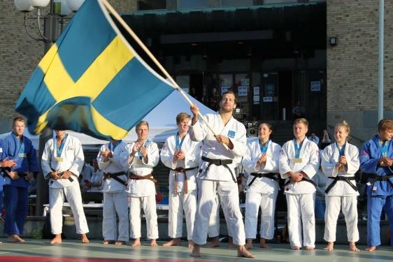 Robert Eriksson Kup Jadrana Under sommaren åkte tre av våra U15 ungdomar till Split i Kroatien för att tävla på tävlingen Kup Jadrana.