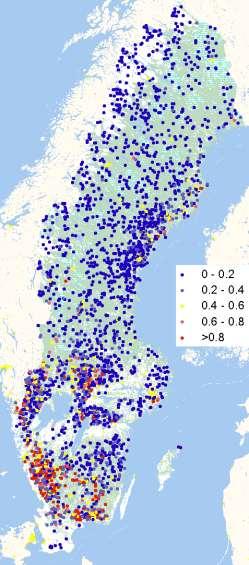 Figur 5. Antropogent försurade sjöar i Sverige. Kartorna visar sjöar (> 1 ha) i olika påverkansklasser för år 2010, utifrån deras modellerade phminskning sedan förindustriell tid. En phsänkning på 0.