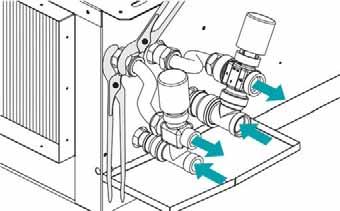 INSTALLATION, DRIFTS OCH Kanalansluten luftkylare KÖLDBÄRARANSLUTNINGAR HUVUDANSLUTNING VARNING! Använd alltid 2 tänger, där den ena är mothåll, vid anslutning till batteriet (Fig. 25).