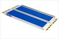 Vikbar ramp med hel åkyta Ramp iramp 76x90 Portabel lättviktsramp som är vikbar på längden.