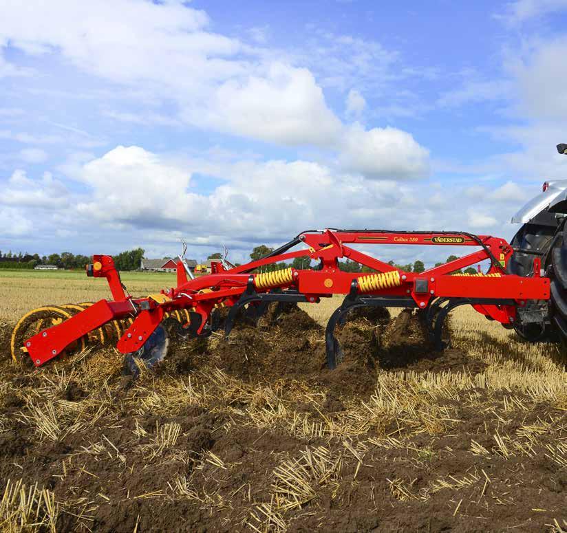 Cultus 300-400 Cultus 300-400 har kraftiga pinnar med 30 cm pinndelning och bearbetar ner till 25 cm arbetsdjup.