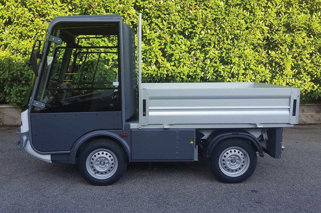 Tyres 1451R Electric pick-up Gastone är en mångsidig och funktionell bil som erbjuder nya och s Komfort lösningar för avgasfri