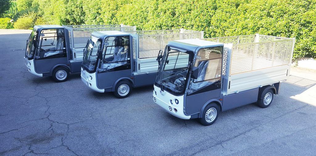 Lång hjulbas NÅGRA DETALJER: Justerbar ratt Justerbart nackstöd Trepunktsbälte Ergonomisk hytt 72 volt litium