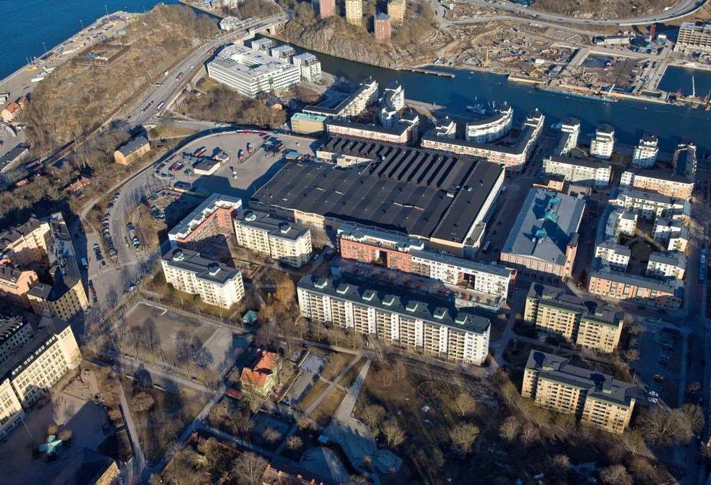 Sida 12 (61) Flygvy från sydväst, med Tengdahlsparken i förgrunden. Planområdets ungefärliga avgränsning i rött.