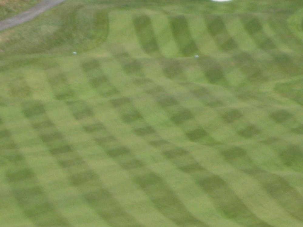 man jobbar mer med med- och motgräs, är att föredra och även om Lundin och Lynch inte är av samma uppfattning, tror de att majoriteten av golfspelarna är