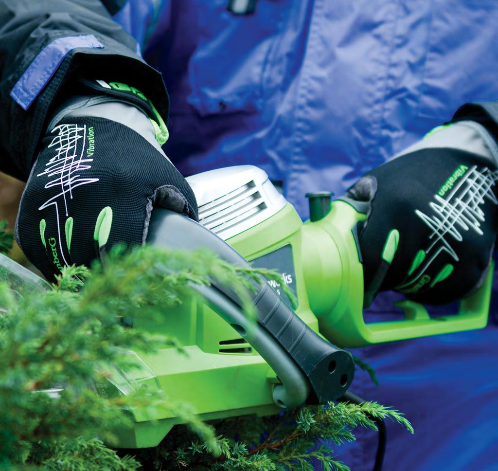 Flamhämmande skärskyddshandskar Protector Med patenterad neoprenbeläggning. Slitstarka. Flamskyddande och skärbeständigt foder i en blandning av Kevlar, aramidfiber, glasfiber and polyestertråd.
