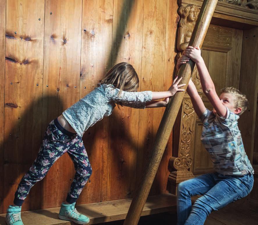 VASAGRISEN BARNFILM För barn från 3 år. Filmen handlar om den prickiga grisen Lindbom som en dag fick lämna sin kära lerpöl och ge sig ut på ett riktigt äventyr ombord på Vasa!
