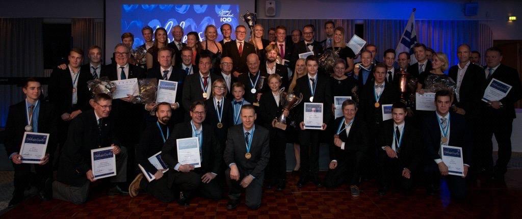 ÅRETS BÄSTA 2017 GMS-rodret, hastighetstävling: Jari Lehtonen Årets funktionär, hastighetstävling: Milla Sohlström Årets arrangör, hastighetstävling: Karjalohjan Veneilijät Bästa junior,