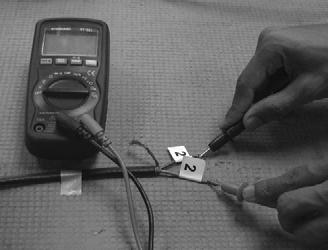 Installera mattan The world s best-selling floor heating brand Steg 1 Märk upp undergolvet Säkerställ att undergolvet har samma konstruktion överallt där du tänker lägga matta så att värmningen blir