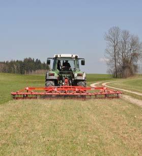 GRASS-MANAGER PNEUMATICSTAR Varje 6-axlad sektion på 1,5 meter har 60 harvpinnar vilket ger en effektiv pinndelning på 2,5 cm.