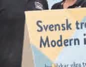 Väl i butiken skapar materialet samtalsämnen och dialog som leder till en ökad nyfikenhet, ökad omsättning och nöjdare kunder!