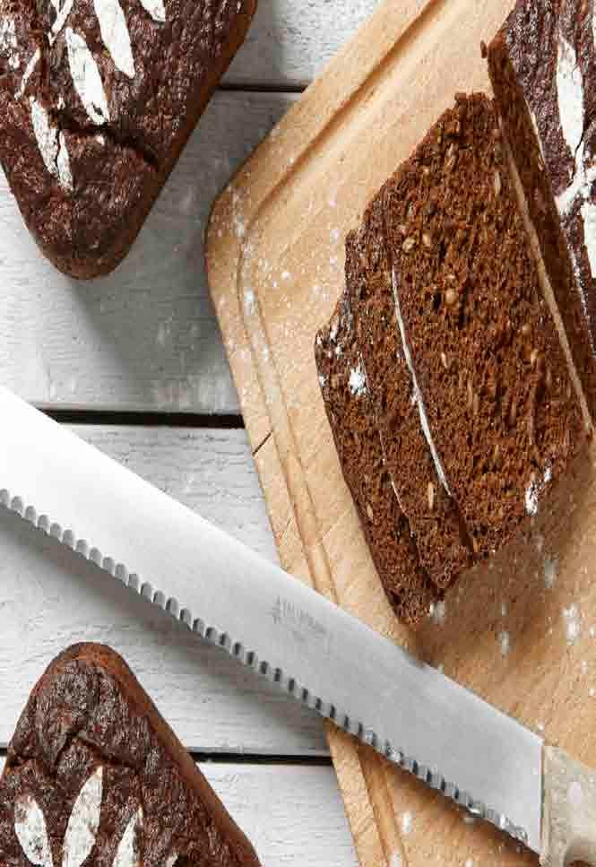 Saffransbiscotti Vetemjöl Mjölk Rex margarin Ägg Socker Hjorthornsalt Vaniljsocker Saffran Supreme Gold 1600 g 300 g 600 g 300 g 600 g 25 g 100 g 90 g Väg upp