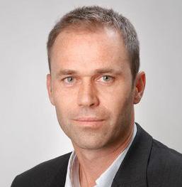 MORGANS AFFÄRS MANNA SKOLA Morgan Holmström 25 års erfarenhet från ledande befattningar, nationellt och internationellt Officiell samarbetspartner i affärsutvecklingsfrågor med Sveriges bagare &