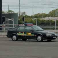 Det eskalerande våldet och antalet skottlossningar med dödlig utgång innebär direkta hot mot medborgare och blåljuspersonal.