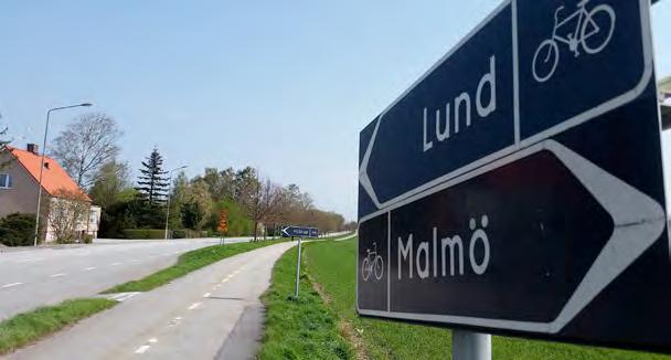 Statliga regionala cykelvägar I Skåne tillämpas sedan den första cykelvägsplanen 2002 2012 femtio procents medfinansiering från kommunerna av cykelvägar längs det statligt regionala vägnätet.