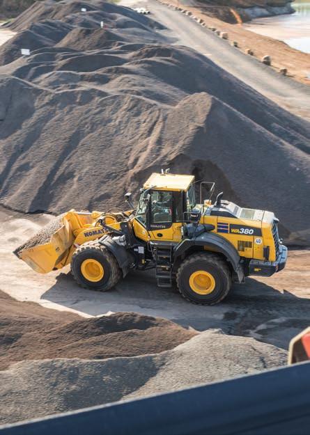 Kvalitet du kan lita på Konstruerad och tillverkad av Komatsu Motorn, hydrauliken, drivaggregatet, främre och bakre axlarna är